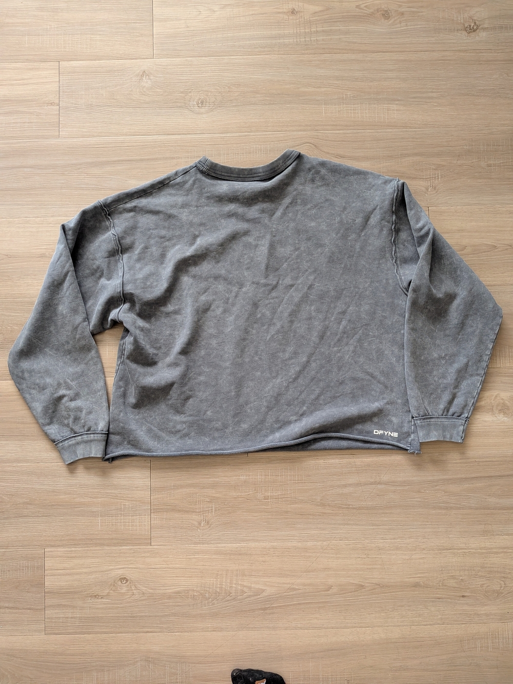 DFYNE Oversized Raw Hem Crewneck - Picture 2 of 5